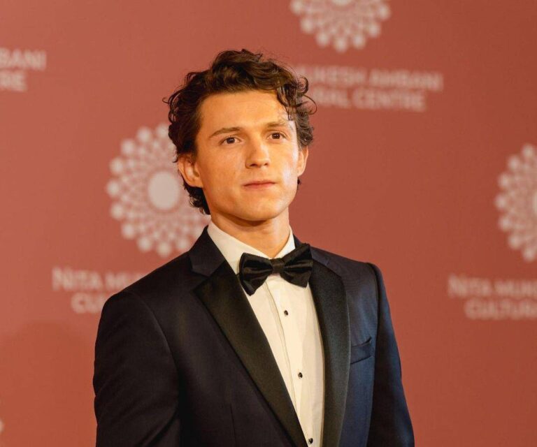 From Spider-Man to Star-Crossed Lover: Tom Holland Takes Center Stage in Fresh Romeo and Juliet Production
